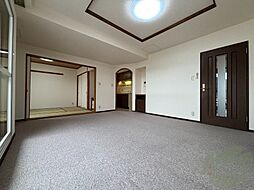 札幌市営東西線 西18丁目駅 徒歩15分の賃貸マンション 6階3LDKのリビング/ダイニング