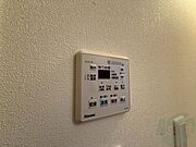 浴室乾燥機付きのお風呂です！快適に使えそうですね。