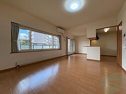 札幌市営東西線 西28丁目駅 徒歩9分の賃貸マンション 3階3LDKのリビング/ダイニング