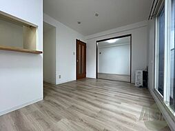 札幌市営東西線 西28丁目駅 徒歩1分の賃貸マンション 7階1LDKのリビング/ダイニング