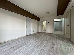 ファッションコーポラス 4階3LDKのリビング/ダイニング