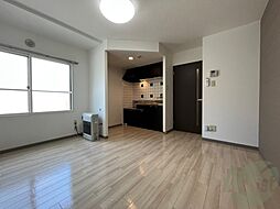 ラプレッツアグルーN12 3階1LDKのリビング/ダイニング