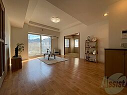 札幌市営東西線 西28丁目駅 徒歩14分の賃貸マンション 4階3LDKのリビング/ダイニング