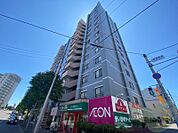 まいばすけっと南4条東4丁目店 452m