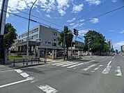 札幌市立向陵中学校 813m