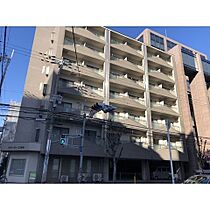 ラファイン江坂  ｜ 大阪府吹田市江坂町２丁目4-13（賃貸マンション1K・7階・26.00㎡） その1