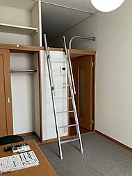 レオパレスラ・テール 2階1Kのリビング/ダイニング