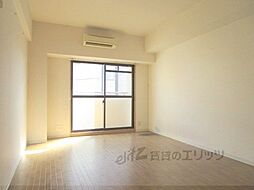 ソレイユ吹田 7階1Kのリビング/ダイニング