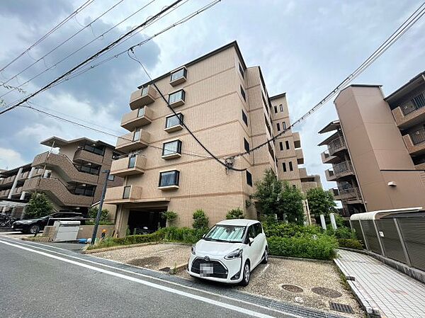 サングリュックコート ｜大阪府吹田市佐井寺3丁目(賃貸マンション2LDK・4階・64.29㎡)の写真 その1