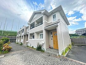 ヒルトップ千里山田  ｜ 大阪府吹田市山田東3丁目（賃貸マンション2LDK・1階・66.24㎡） その1