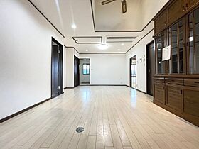 ウィリアムス邸  ｜ 大阪府吹田市千里山竹園1丁目（賃貸マンション3LDK・3階・89.00㎡） その4