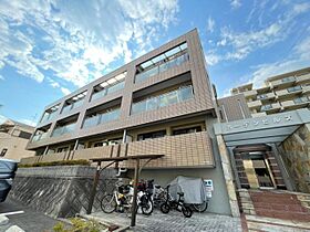 ガーデンヒルズ  ｜ 大阪府豊中市永楽荘4丁目（賃貸マンション2LDK・3階・60.00㎡） その1