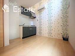 RadIAnce浜 102 1階1SLDKのリビング/ダイニング