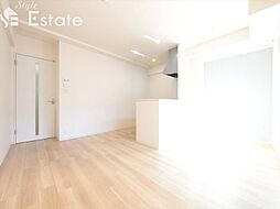 ソレアードVI 2階1LDKのリビング/ダイニング