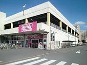 マックスバリュ港十番店（343m）