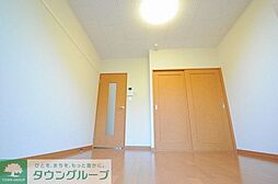 レオパレスコスモス 3階1Kのリビング/ダイニング