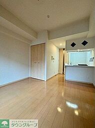 名古屋市営桜通線 国際センター駅 徒歩1分の賃貸マンション 9階ワンルームのリビング/ダイニング