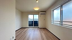 名古屋市営鶴舞線 庄内通駅 徒歩12分の賃貸アパート 2階1LDKのリビング/ダイニング