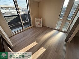 グリーンハウス 201 2階1LDKのリビング/ダイニング