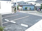 ☆大和ハウス施工の築浅2ＬＤＫ！全室角部屋！駐車場1台付☆
