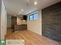 Ｃｈｌｏｅ　Ｗｅｓｔ 101 1階2LDKのリビング/ダイニング