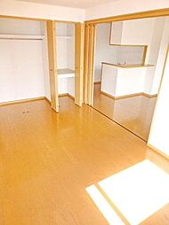 パインヒルズ参番館 204 2階2LDKのリビング/ダイニング