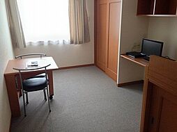 東武小泉線 館林駅 徒歩17分の賃貸アパート 2階1Kのリビング/ダイニング