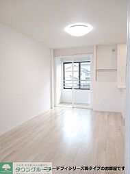 クルールＥ 203 2階1LDKのリビング/ダイニング