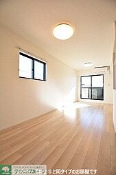 ミー　クヮーム　スゥク　Ｂ 2階2LDKのリビング/ダイニング