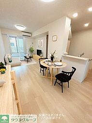 ラ・トゥール青山　II 103 1階1LDKのリビング/ダイニング