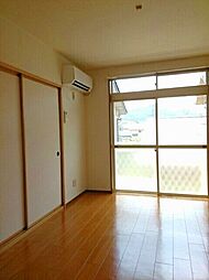 マメゴダハイツ 201 2階2DKのリビング/ダイニング