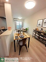 アクア　Ｂ 2階2LDKのリビング/ダイニング