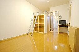 レオパレスサンクワイエット 301 3階1Kのリビング/ダイニング