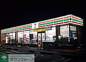 セブンイレブン熊谷上之店 徒歩12分。 930m
