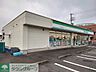 周辺：ファミリーマート ヤマキ本庄西店 徒歩10分。 730m