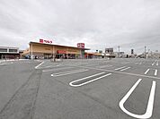 ベルク フォルテ本庄店 徒歩14分。 1050m