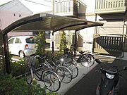 ★雨の日も心強い屋根付駐輪場★