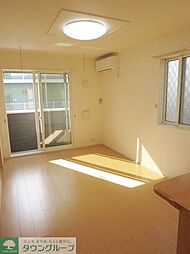 チェリーメゾン 101 1階ワンルームのリビング/ダイニング