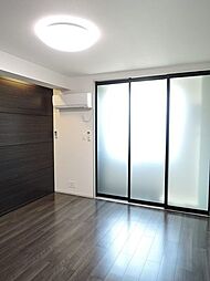 エンジョイ 103 1階1Kのリビング/ダイニング