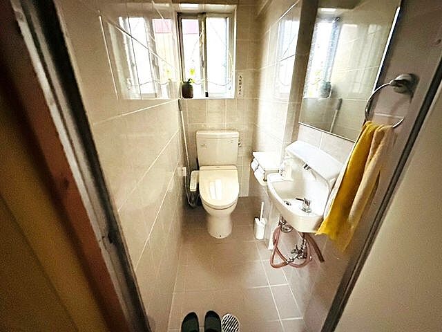 トイレ 那覇市字安謝