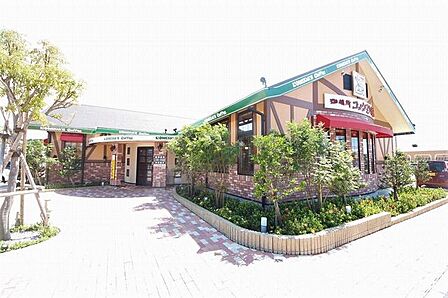 コメダ珈琲店 沖縄糸満店 1320m