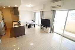 プレサンスロジェ牧港レーヴタワー 3LDKのリビング/ダイニング