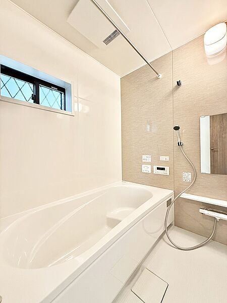 浴室を拡大表示