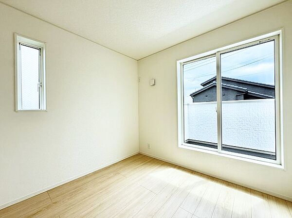 寝室を拡大表示