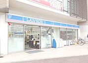 ローソン福岡赤坂門店 368m