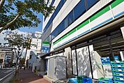 ファミーマート博多古門戸町 241m
