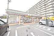 セブンイレブン博多吉塚4丁目店 616m