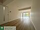 リビング...