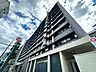 外観：総戸数100戸の大規模マンション
