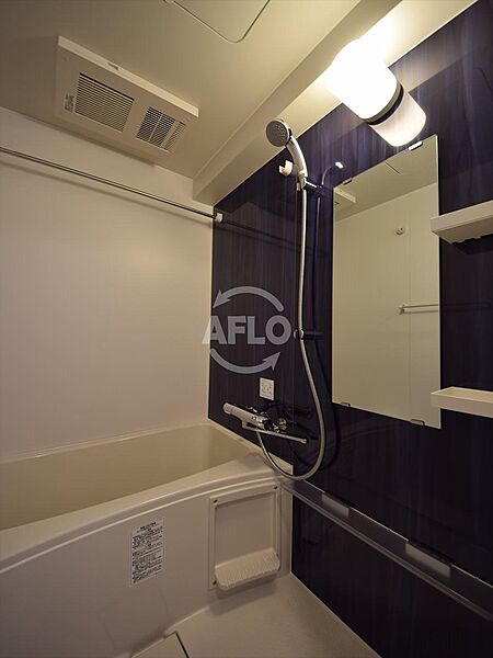 画像18:ファーストステージ江戸堀パークサイド　浴室換気乾燥暖房機付バスルーム